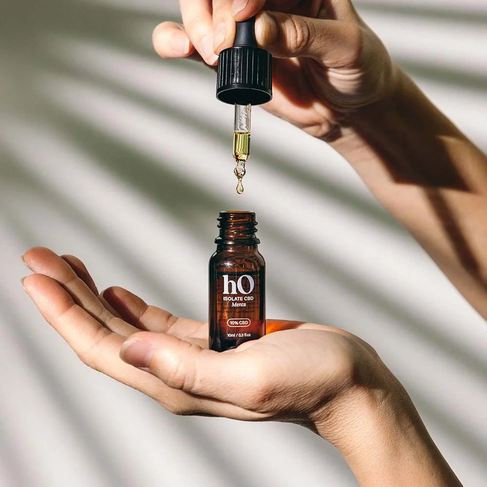 Aceite CBD Premium hakunaOil al 10% Aislado Aroma a Menta con base MCT